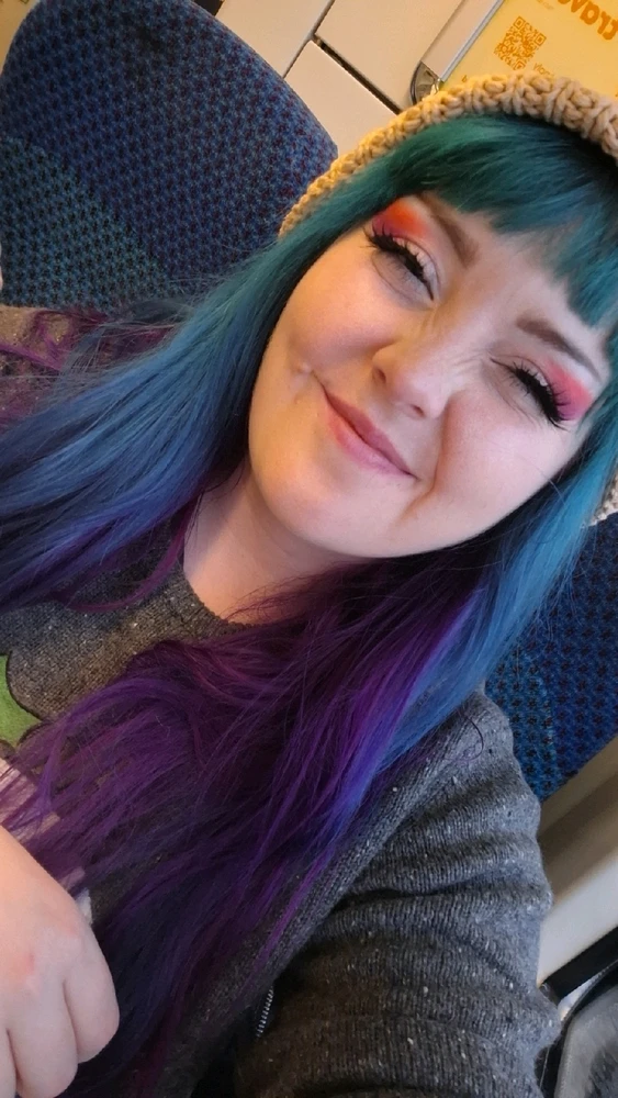 GIF diunggah dening Rebecca