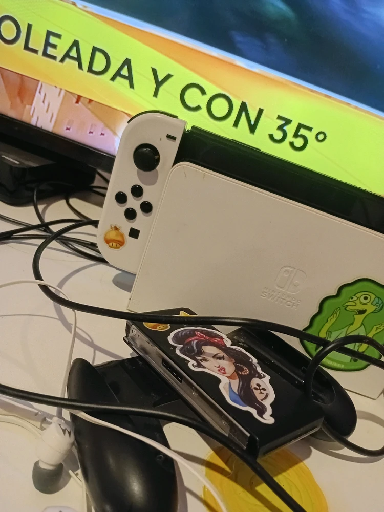 GIF uploaded by meliii