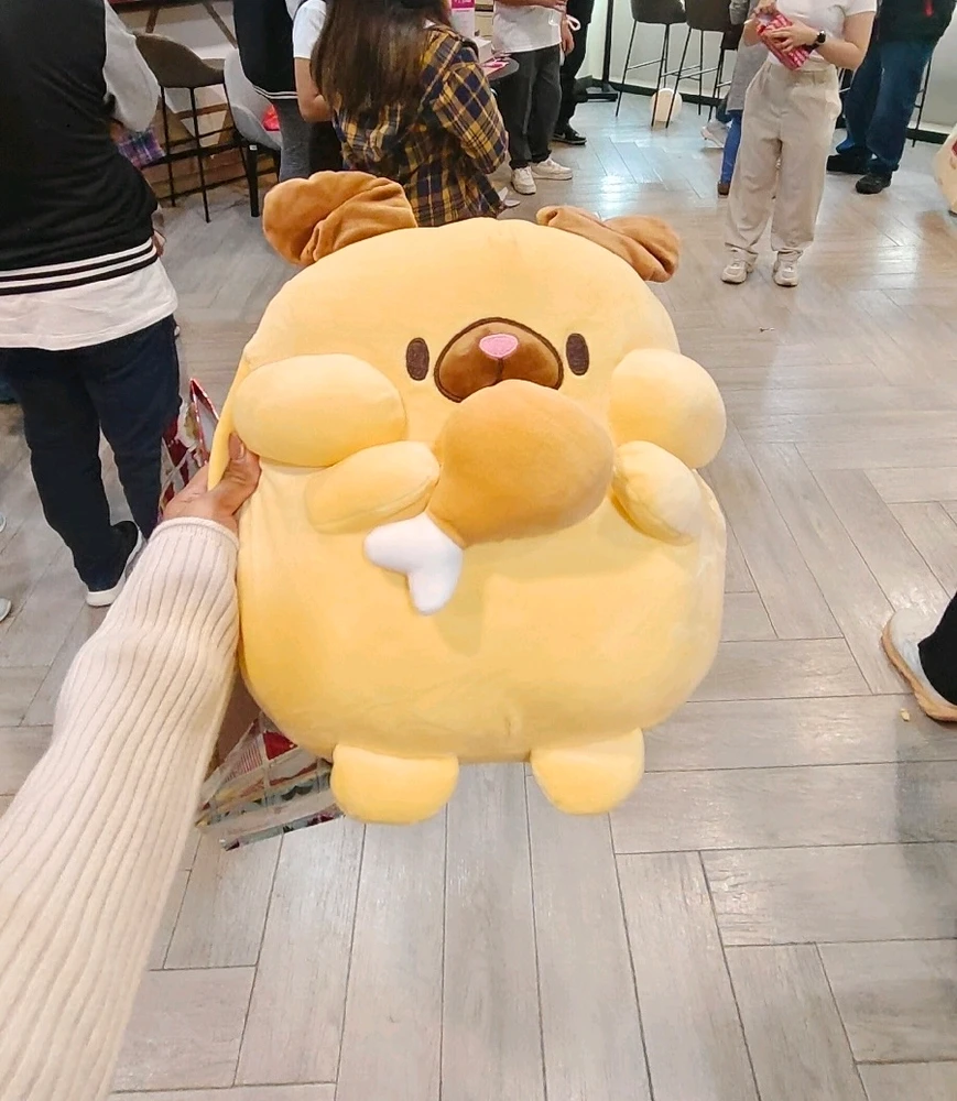 GIF uploaded by Anne