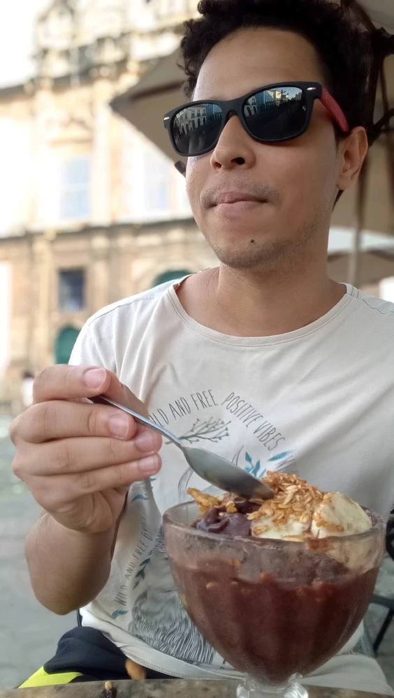 GIF gi-upload ni João mauricio