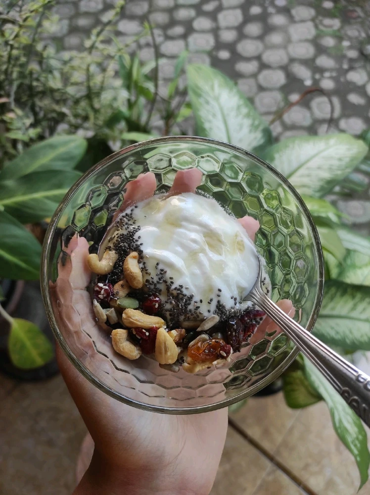 GIF diunggah oleh Yiza