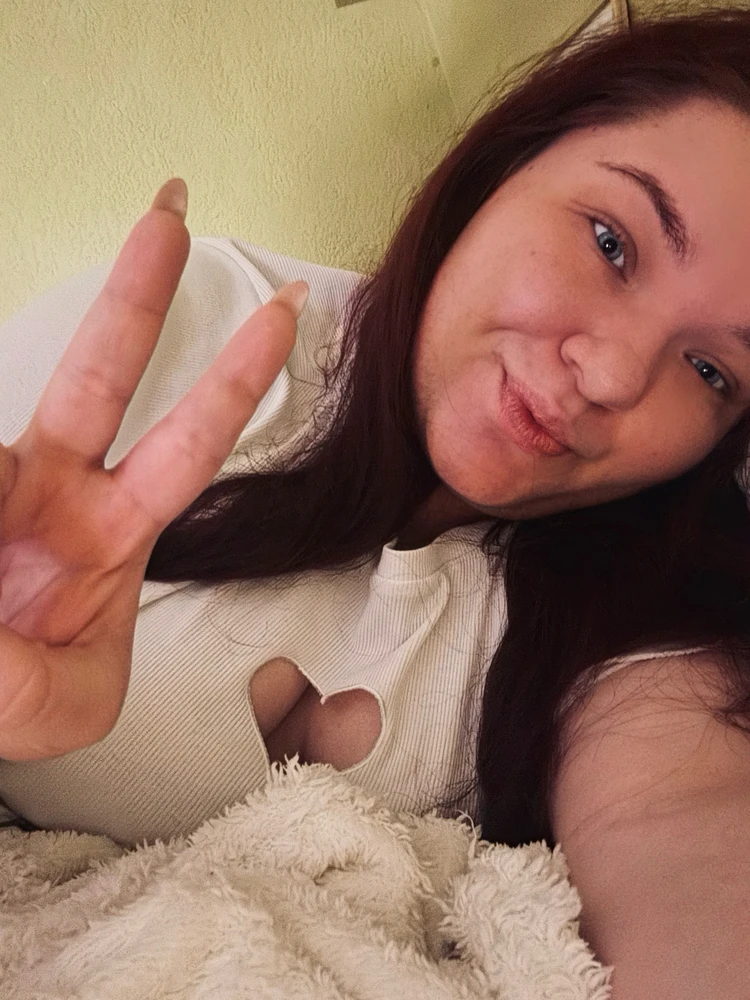 GIF uploaded by Ané