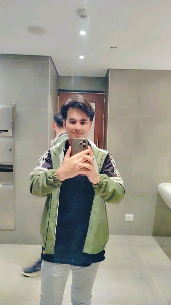 GIF uploaded by Devesh Chaudhary