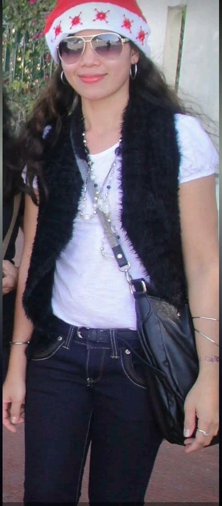 GIF uploaded by Charlene