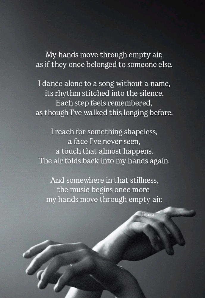 GIF uploaded by Iharantsoa