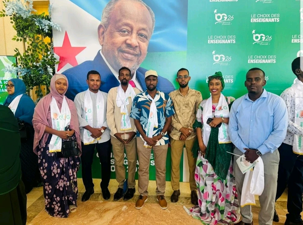 GIF uploaded by Fatou