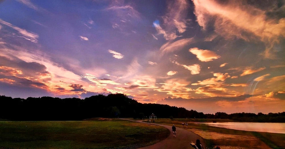 GIF uploaded by Darie