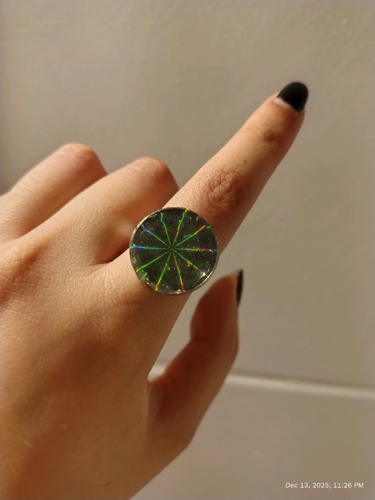 GIF uploaded by Giselle