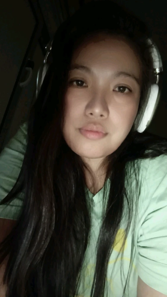 GIF uploaded by Bella