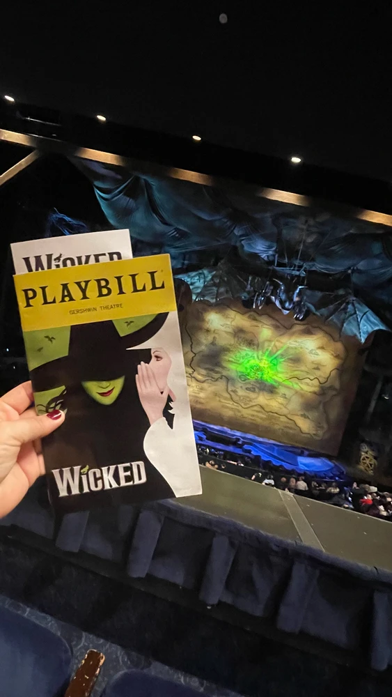 GIF uploaded by Patricia