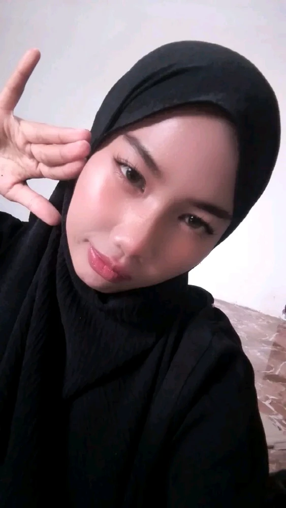 GIF diunggah oleh Feby