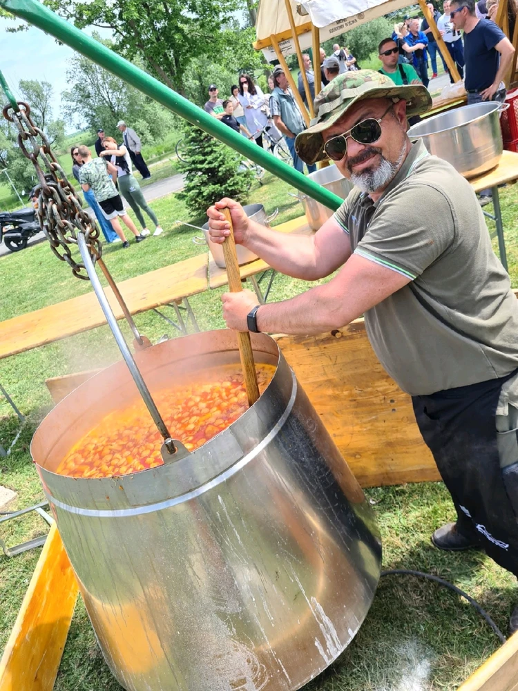 GIF učitao/la Robert