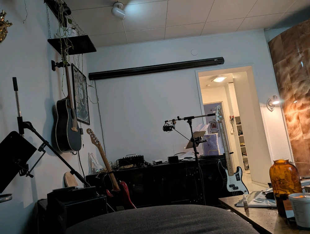 GIF-tiedoston lisäsi Henri