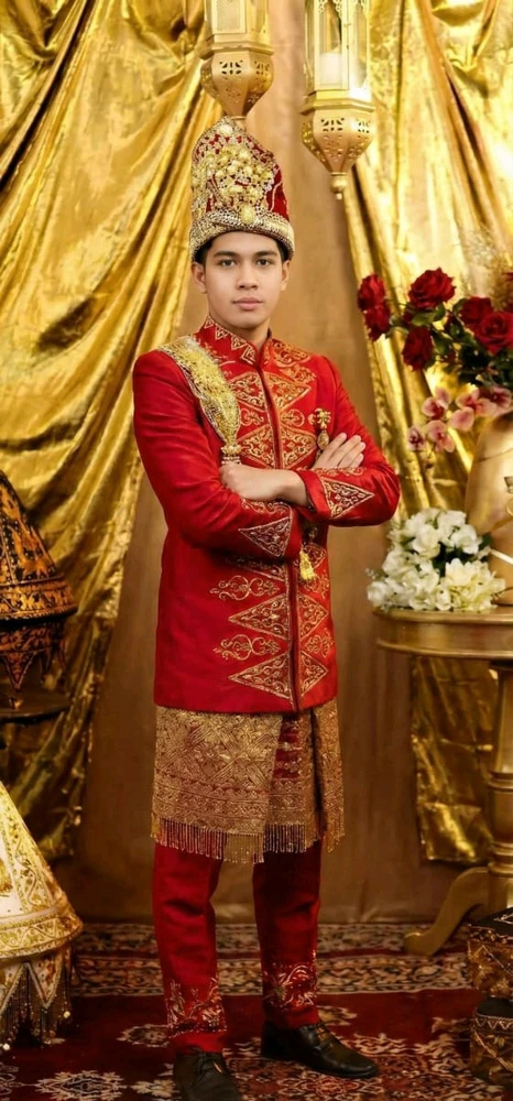 GIF uploaded by Tengku Whasil Tiro