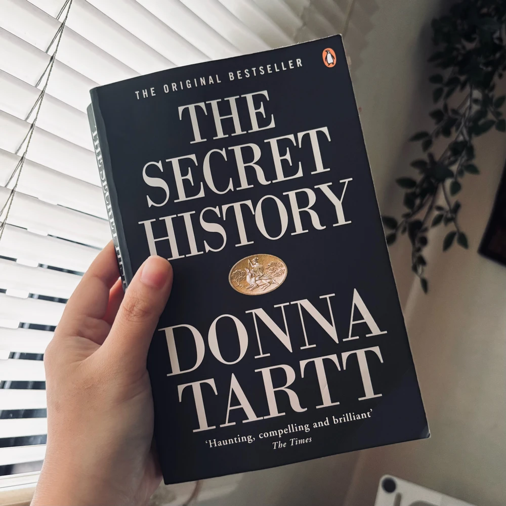 GIF uploaded by Luna