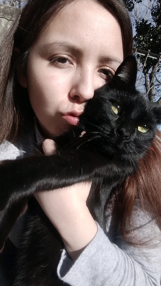 GIF uploaded by Valen