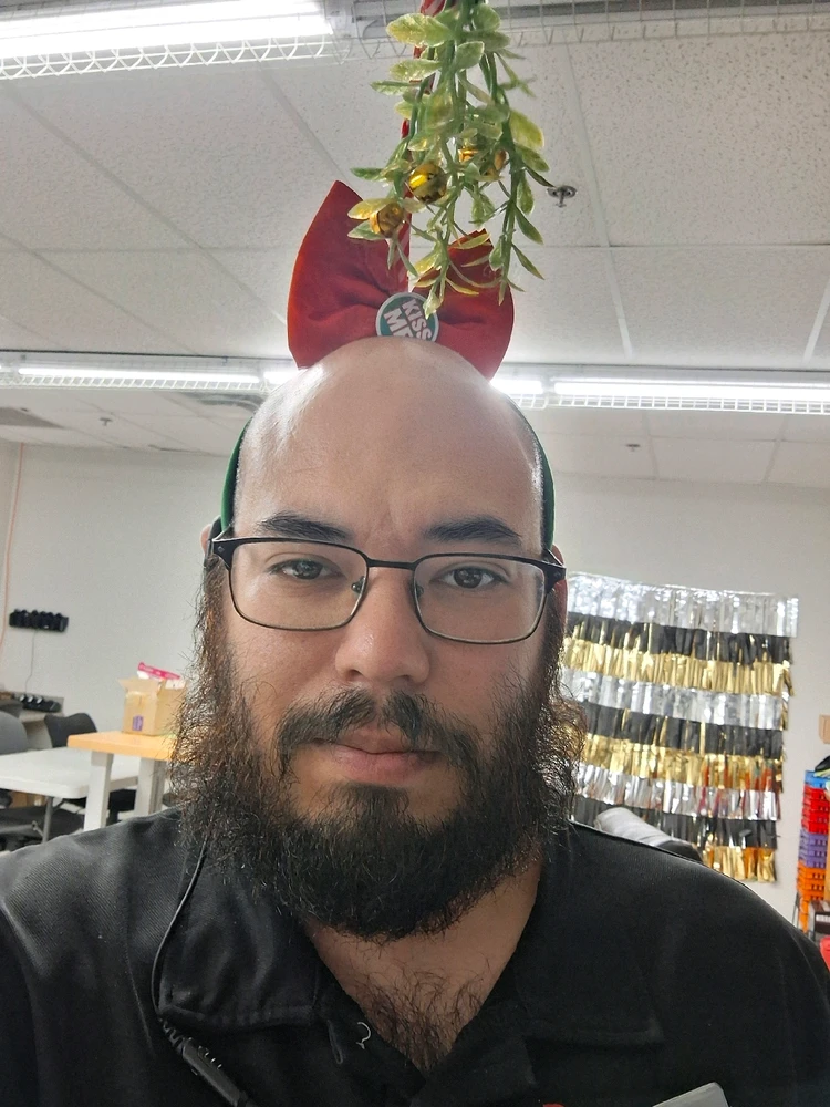 GIF uploaded by Robin Gonzales