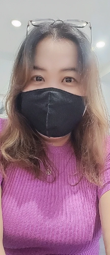 GIF được Tracy Nguyễn tải lên