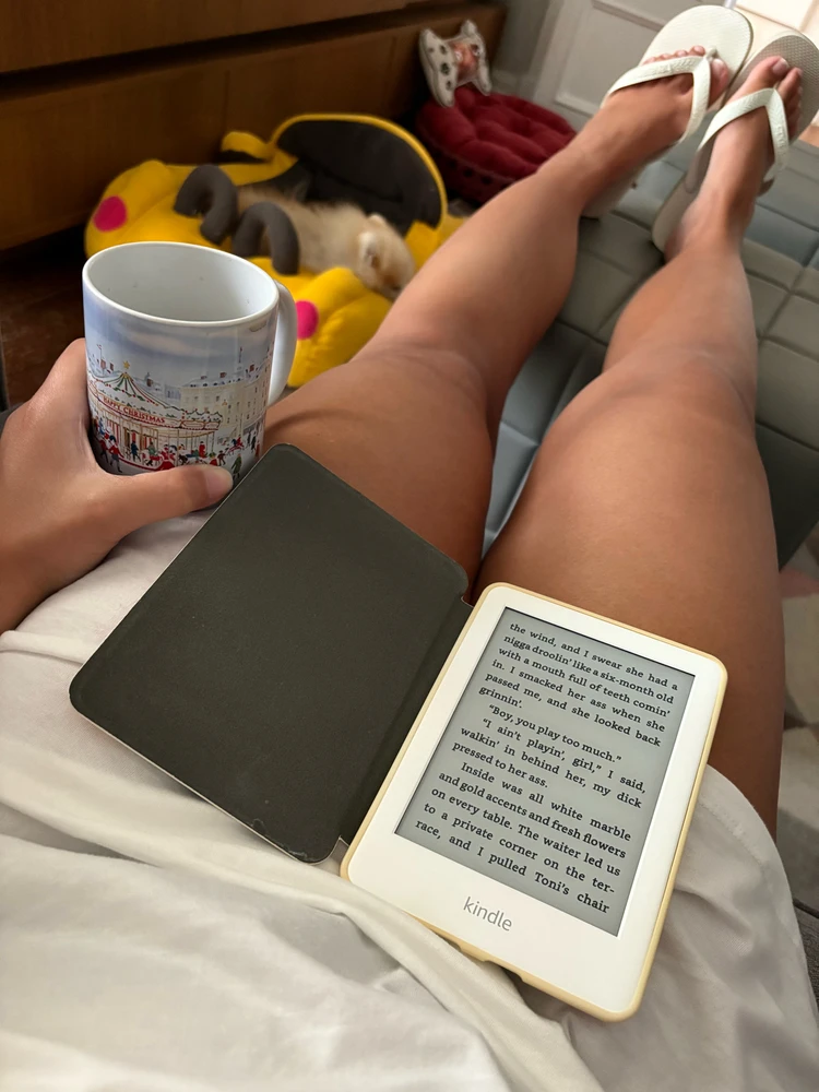 GIF uploaded by Vivi