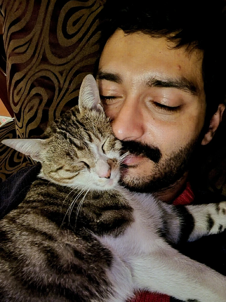 GIF uploaded by Samir