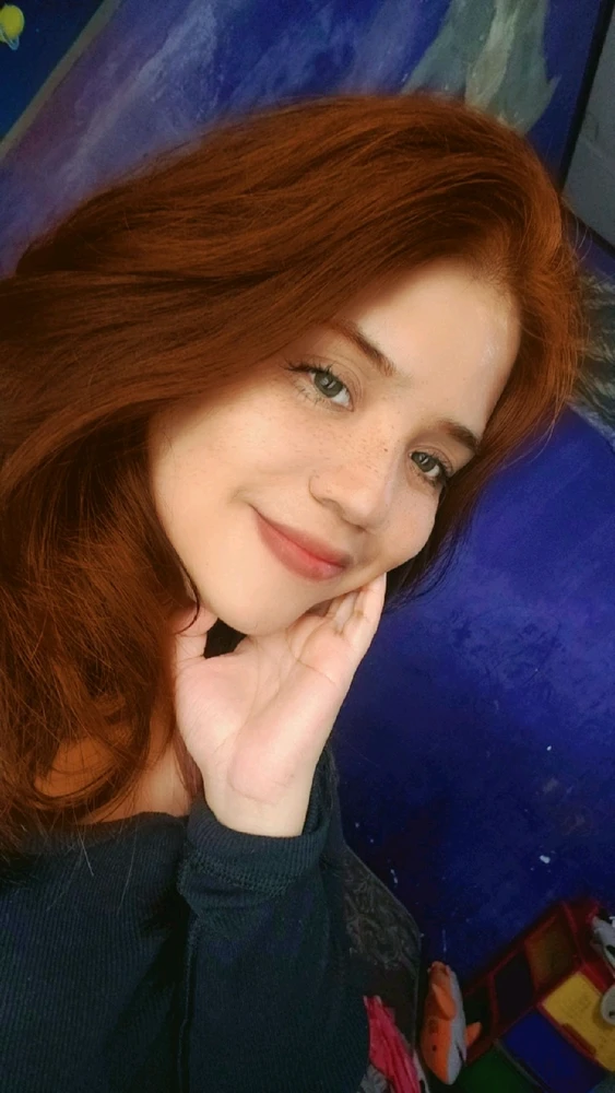 GIF diunggah oleh Sheila