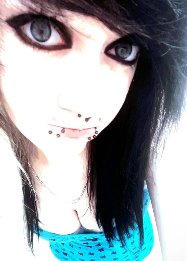 GIF diunggah dening Scarlet