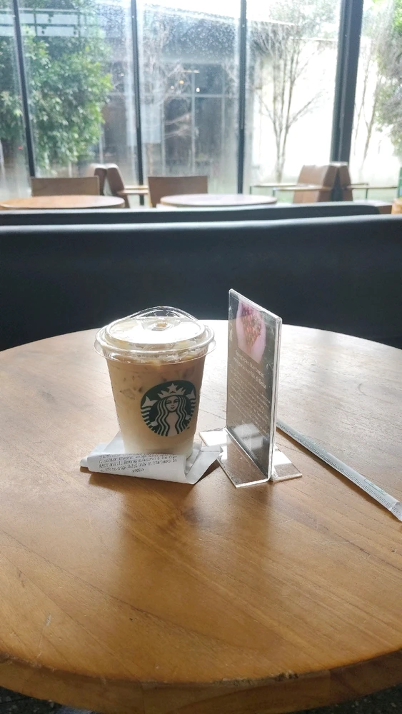 GIF uploaded by Duloh Joyodimejo