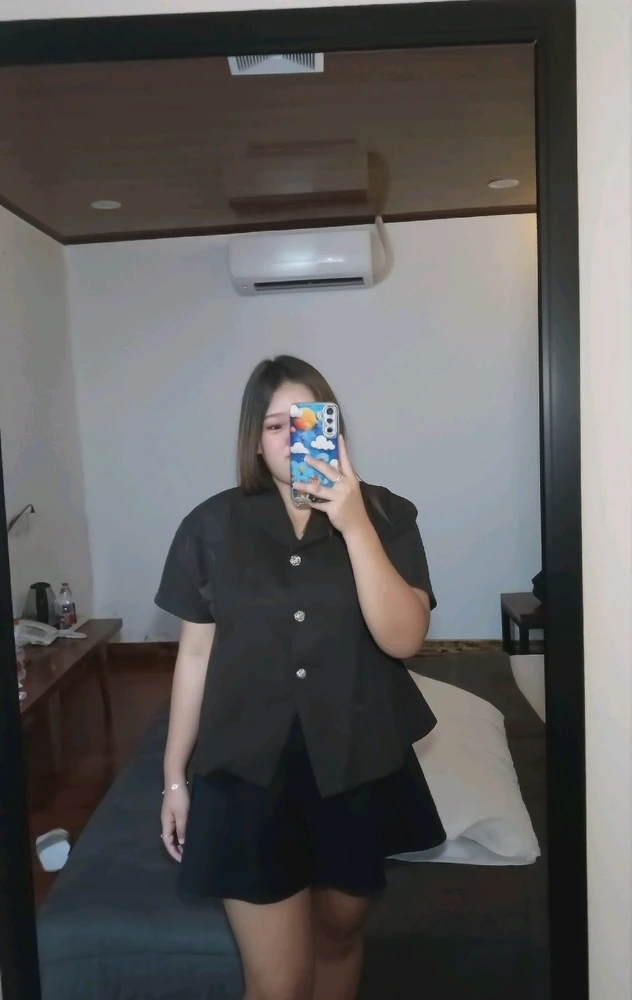 GIF uploaded by Seliana