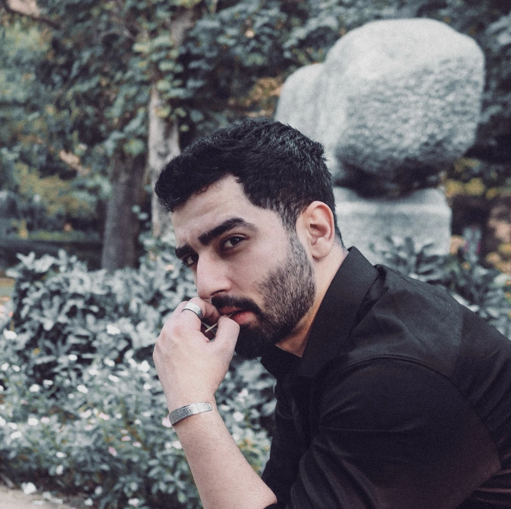 GIF uploaded by Nasrat