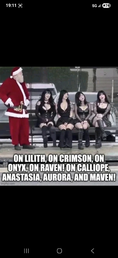 GIF na in-upload ni Dana