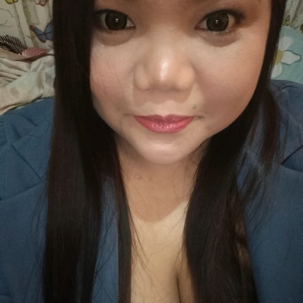 GIF uploaded by Angeline