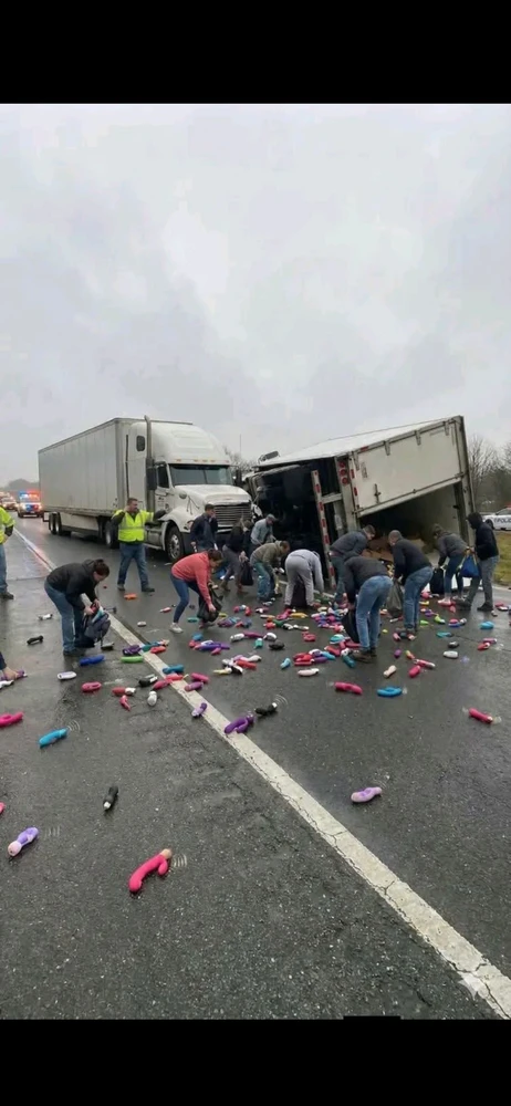 GIF uploaded by Juneee