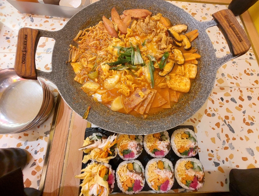 GIF uploaded by Tan!