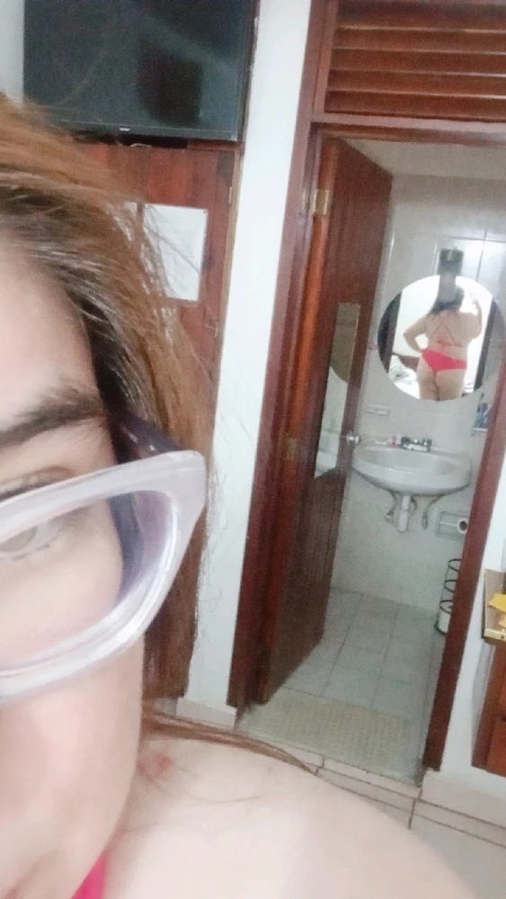 GIF uploaded by Pilar