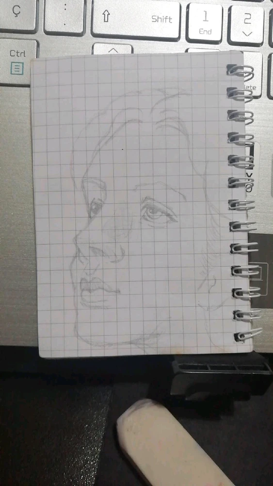 Büşra tarafından yüklenen GIF