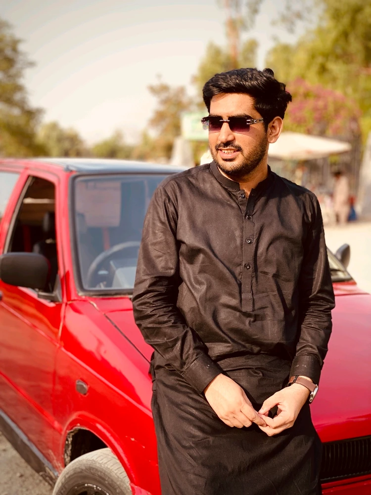 GIF gi-upload ni Hasnat Hameed