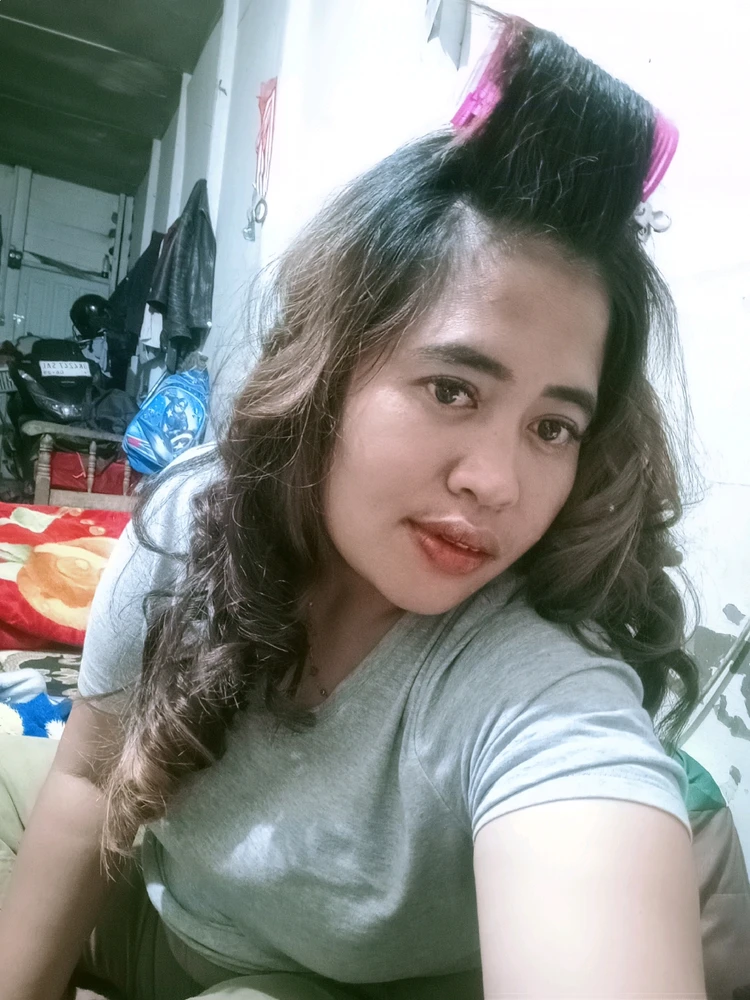 GIF diunggah oleh Clyly talia