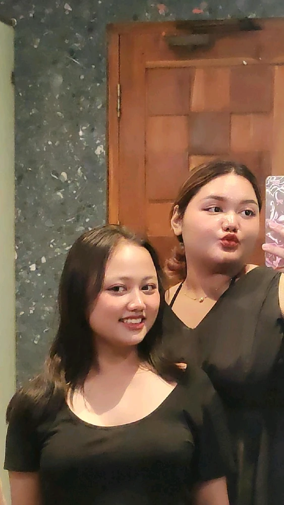 GIF uploaded by Natasya