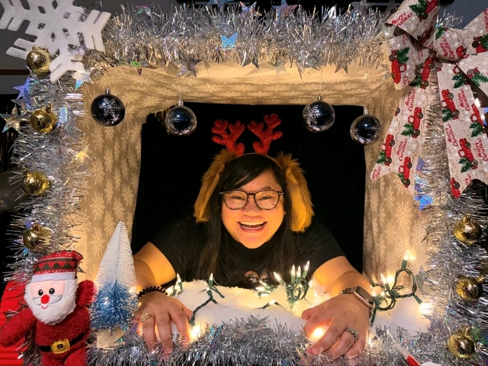 GIF na in-upload ni Ari