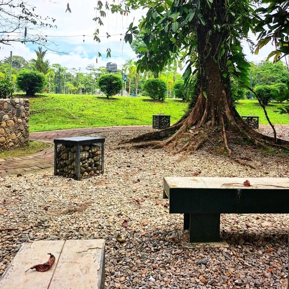 Gambar diunggah oleh Jaya