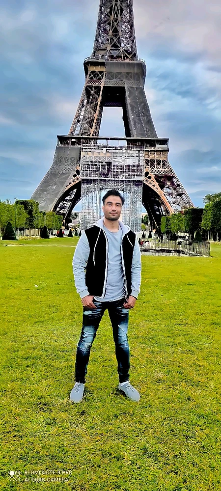 GIF uploaded by Osman