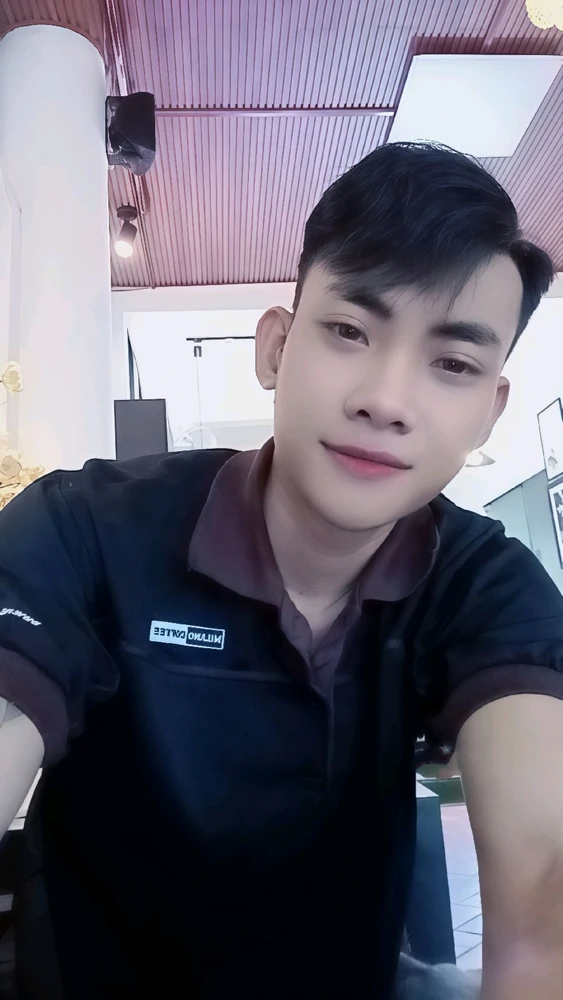 GIF được Tỵ tải lên