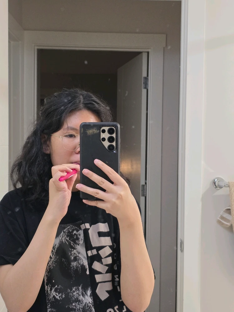 GIF uploaded by Kira