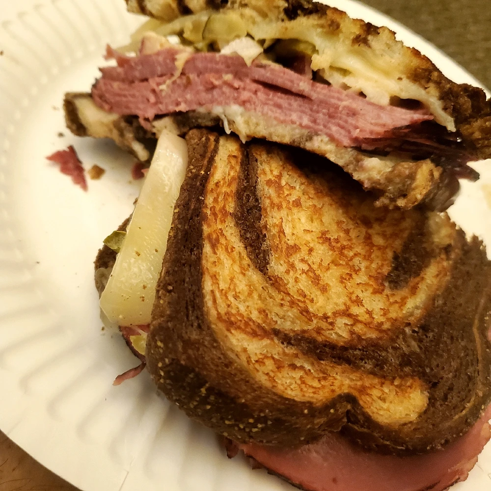 Gambar diunggah dening Salvador