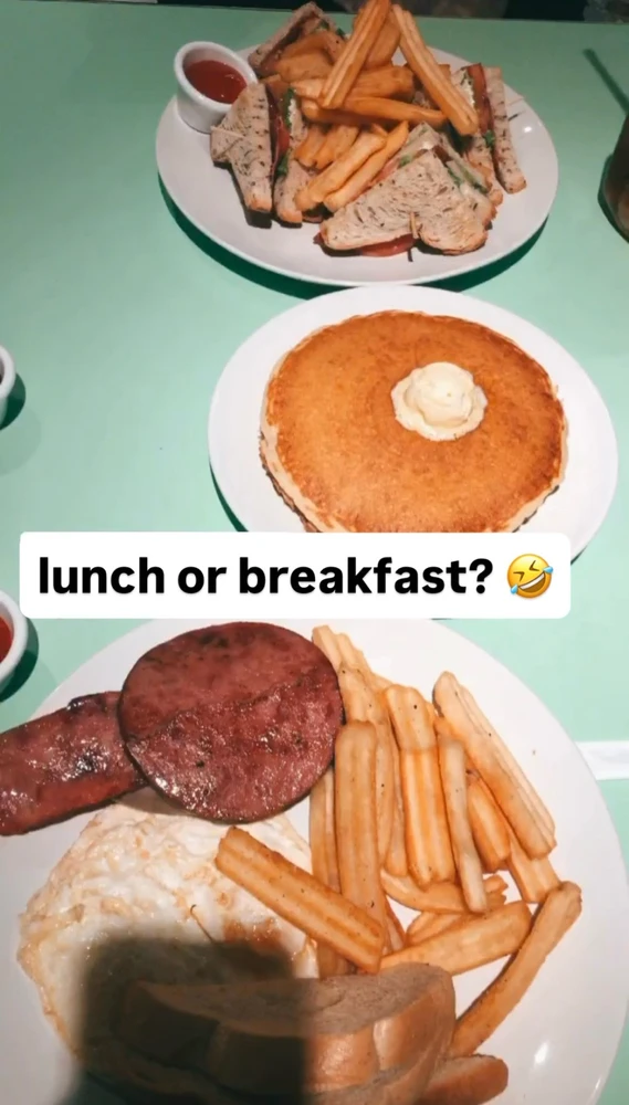 GIF diunggah dening F