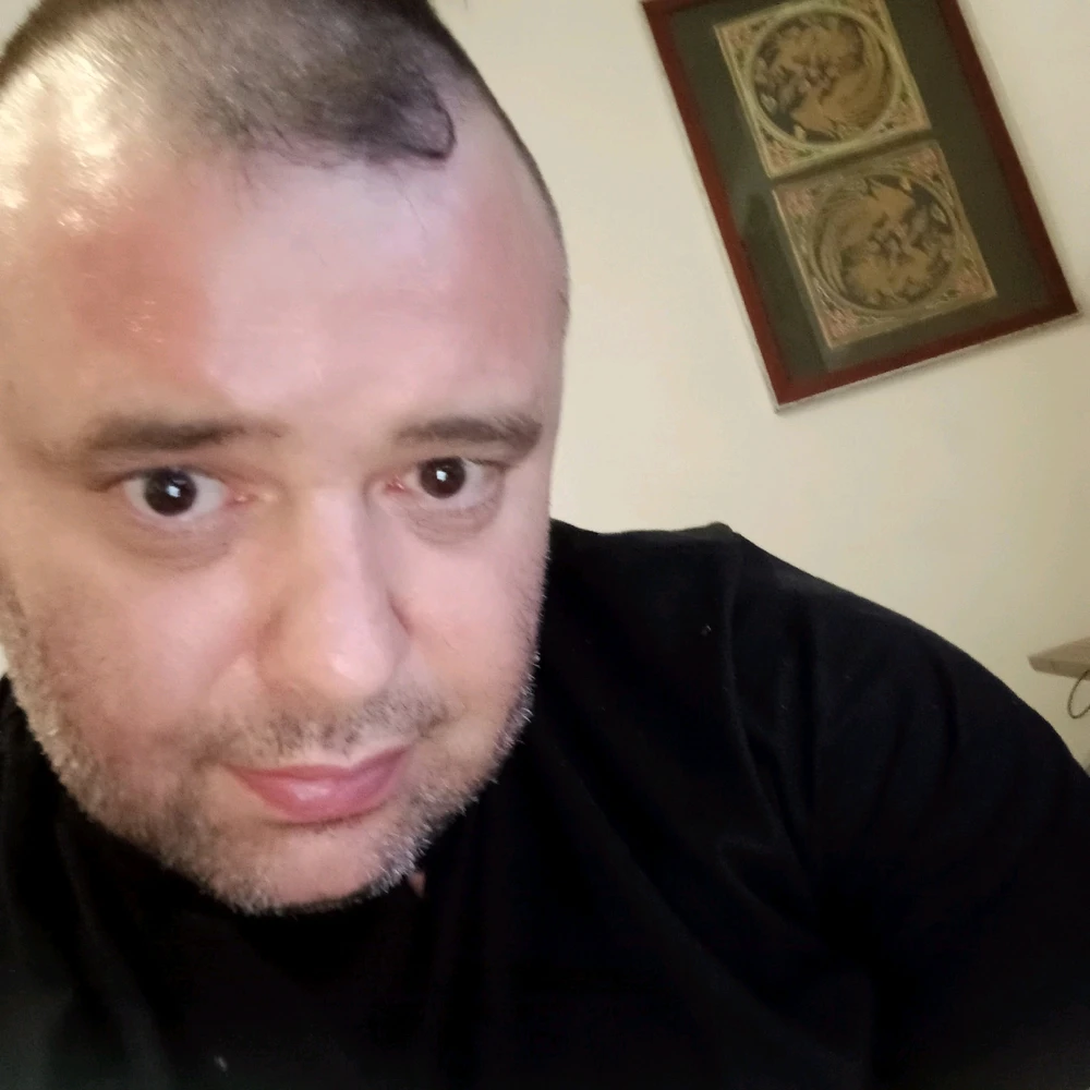 GIF uploaded by Mikael