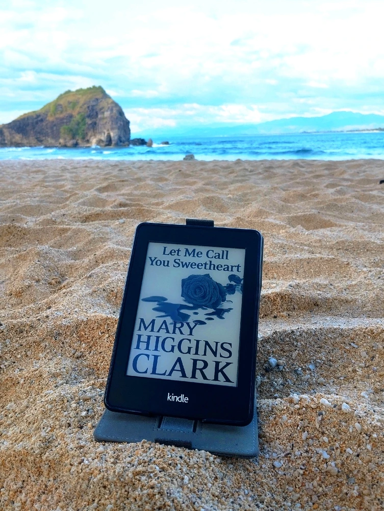 GIF uploaded by Joanna