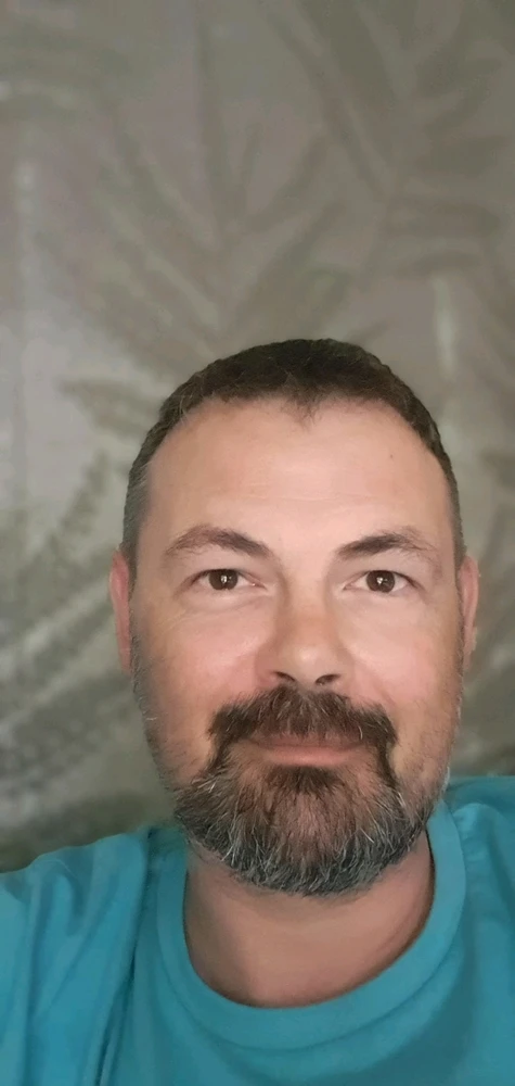 GIF diunggah dening James