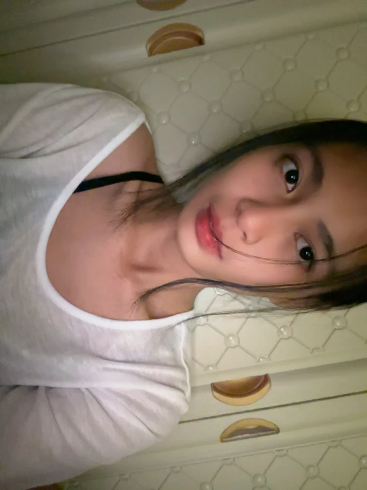 GIF diunggah dening aeri