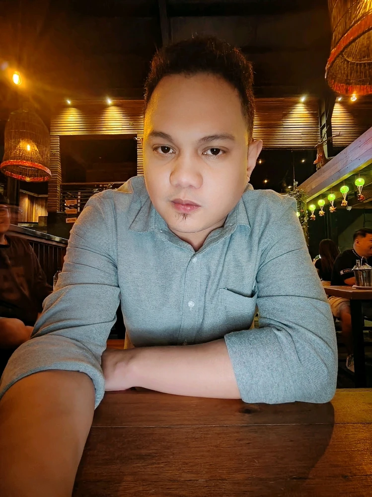 GIF uploaded by Francis